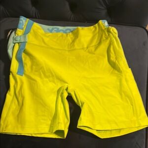 NWT GOOFY OUTDOOR VOICES SHORTS